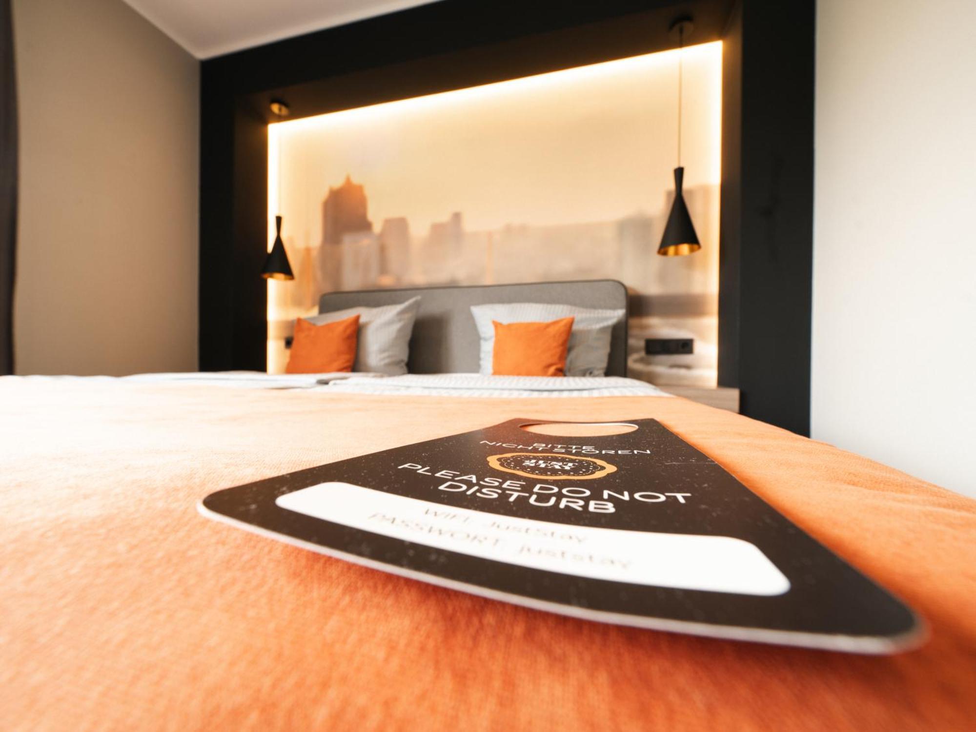 Juststay Muelheim Hotel & Apartments مولهايم ان الرور دير المظهر الخارجي الصورة
